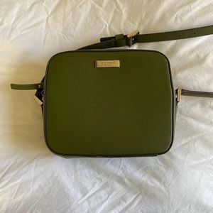Kate Spade Newbury Lane Cammie crossbody enchanted green